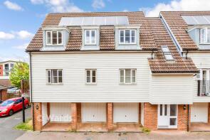 6, Hawkes Way, Maidstone ME15 9ZL