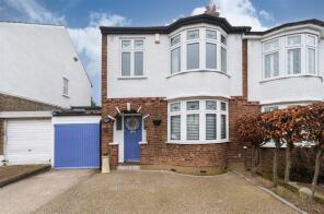 21, Nightingale Avenue, London E4 9RG