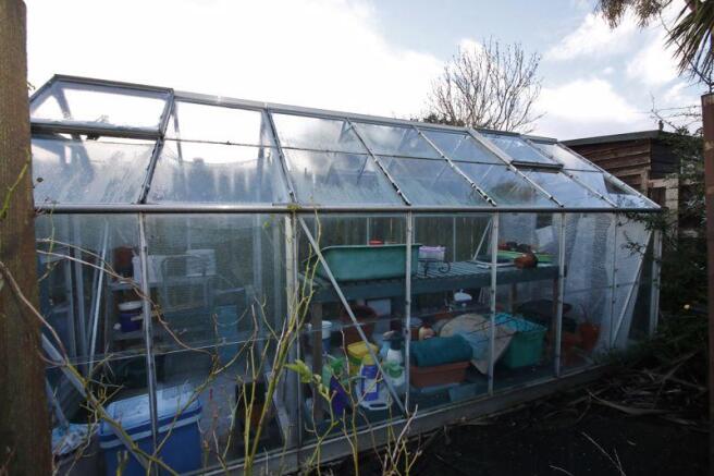 Tandem Greenhouse