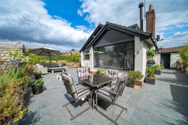3 bed Bungalow for sale Image 12