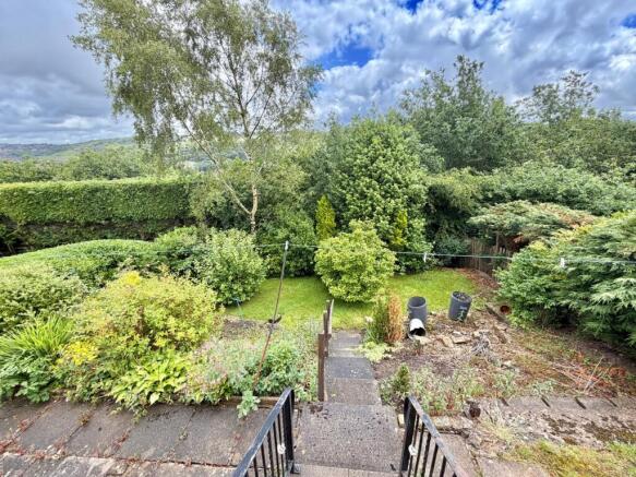 3 bed Semi-Detached Bungalow for sale Image 11