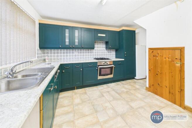 3 bed Semi-Detached for sale Image 5