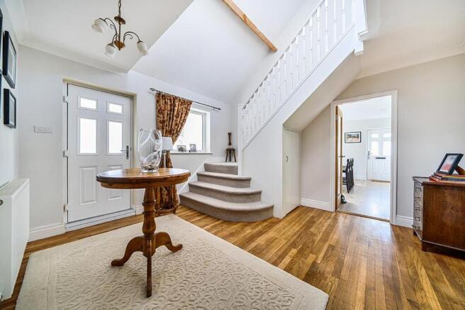 4 bed Detached for sale Image 5