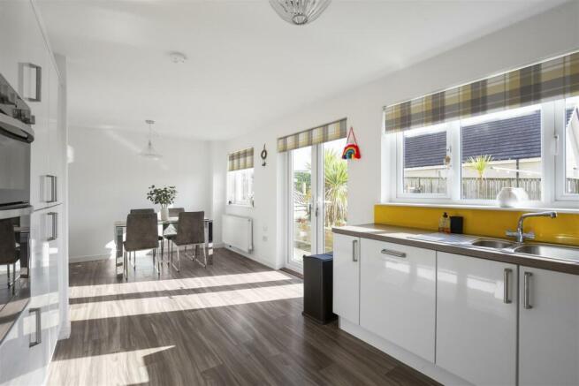 55 Hilton Road15.jpg