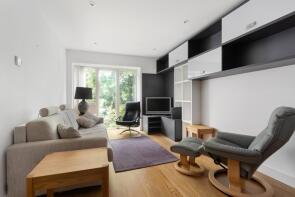 Flat 8, Beckett House, Westking Place, London WC1H 8AH