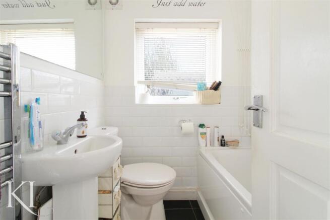 Bathroom.jpg