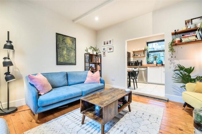 2 bed Terraced for sale Image 6