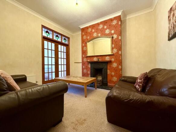 Call 02920 668585 to secure your viewing _1