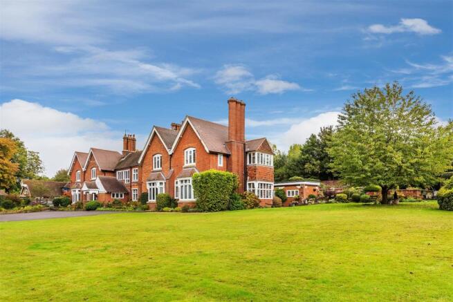 house. estate agency Wonersh