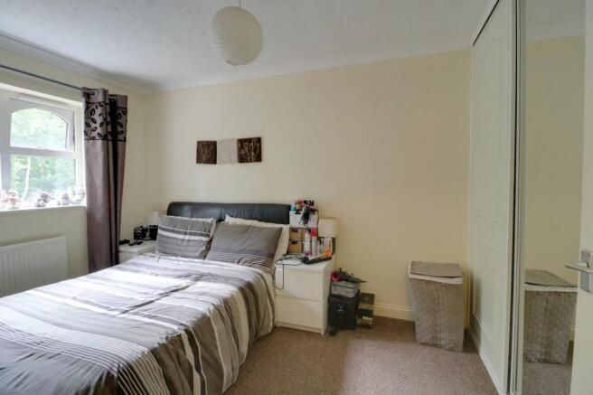 Bedroom 2 (Double)