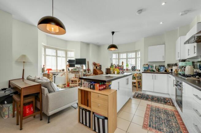 Kitchen/Dining