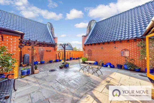 Enclosed Courtyard &