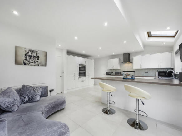 Kitchen/Dining Ar...