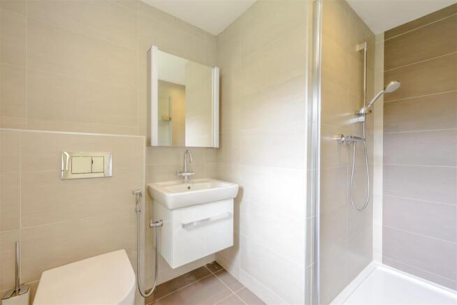 8381873-interior09.jpg