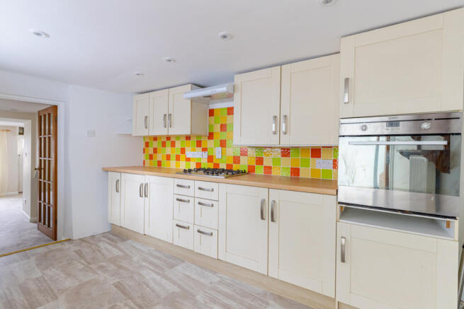 10_Shire Cottage, 56 Church Street, Ki