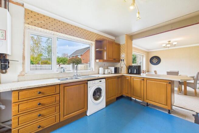 Elmwood Drive, Penwortham photo 4