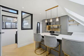 12, Glenroy Street, London W12 0HF