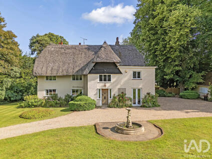 Old Mead Road, Bishop's Stortford, CM22