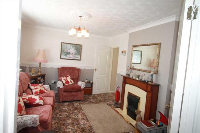 Lounge 1