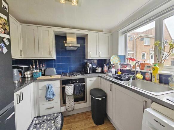 Kitchen: