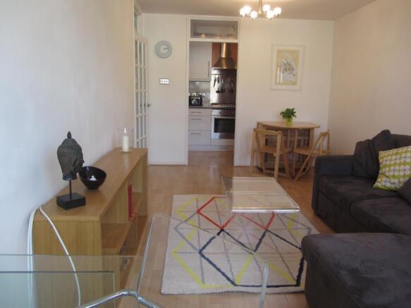 2 Kingsdown Court Rec1.JPG