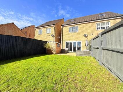 Imperial Close, Wakefield, WF2