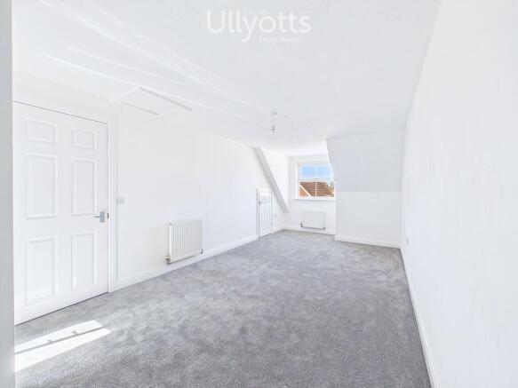 3 bed Semi-Detached for sale Image 11