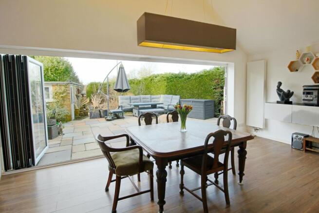 Kitchen Dining Area