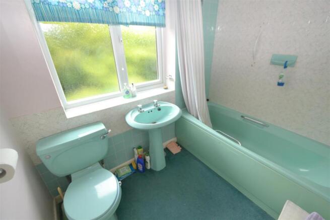 bathroom.JPG
