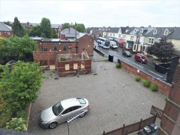 1 bed Flat to rent Image 11