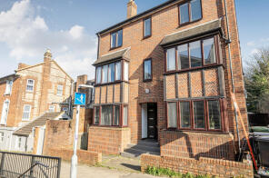 3, 104 106 Cowdray House, Sussex Street, Winchester SO23 8TH