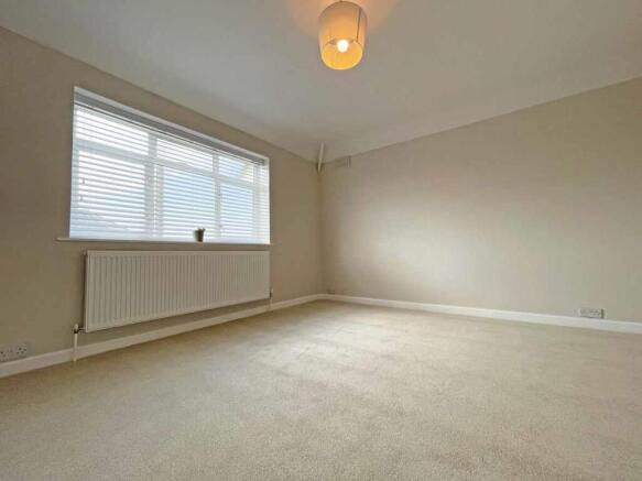 Bowden Park Road 21 Bed 1.jpg