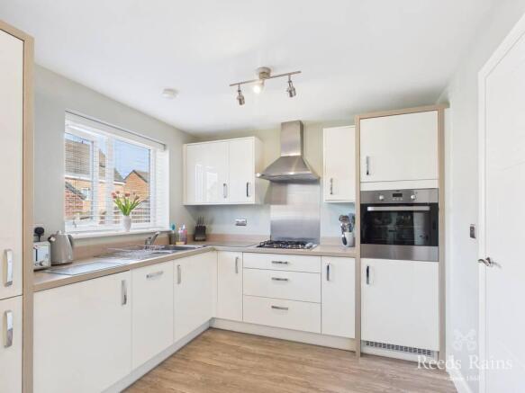 3 bed Detached for sale Image 9