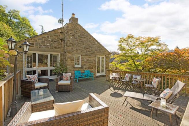 4 bed Detached for sale Image 6