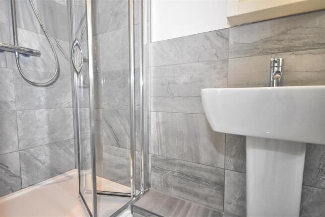 Ensuite.jpg