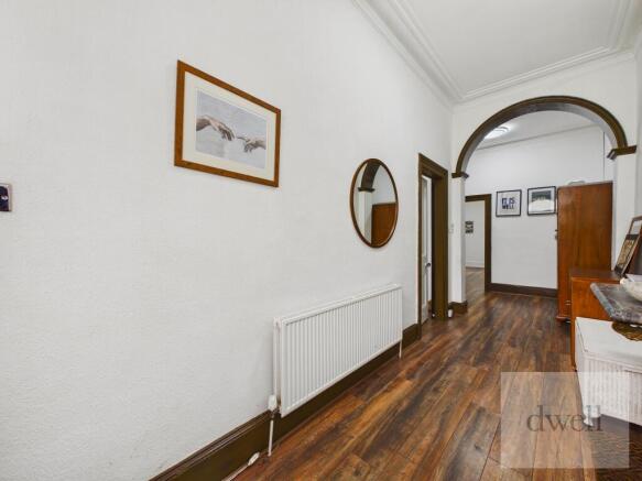 6 bed Terraced for sale Image 2
