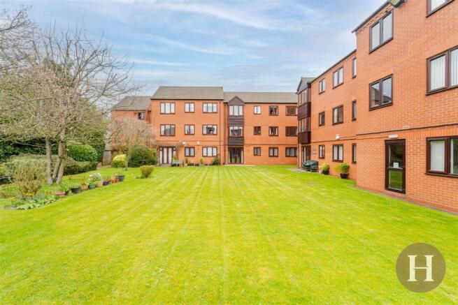 Hadleigh Estate Agents-20.jpg