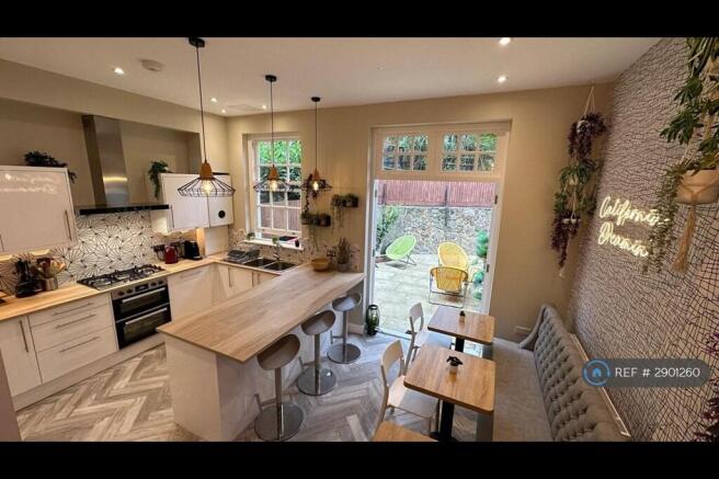Fully Fitted Kitchen Dishwasher