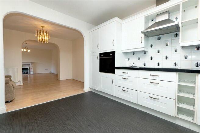 Kitchen/Dining Area