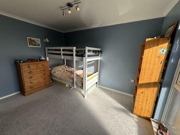 19 - Bedroom 2..jpg