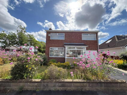 Beaumont Drive, Aintree
