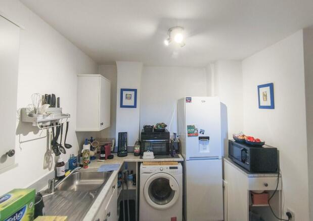 1 bed Flat for sale Image 6