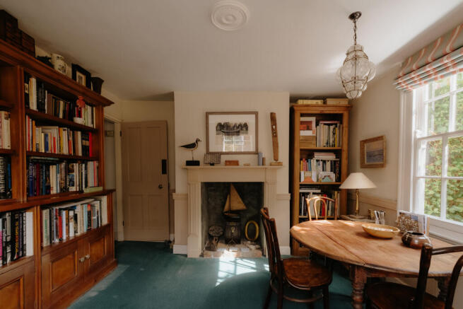 Croft-Hastings-RosemaryCottage-Interior-34