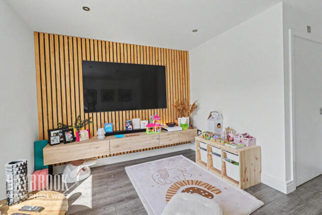 3 bed Detached for sale Image 6