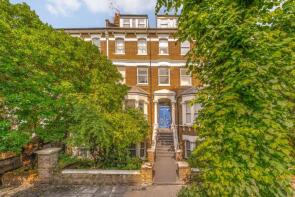 Flat Ground Floor Left, 17, South Hill Park Gardens, London NW3 2TD