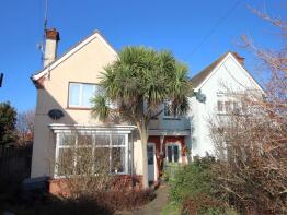 57, Holland Road, Clacton-on-sea CO15 6EJ