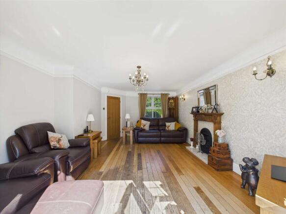 CAM04092G0-PR0061...