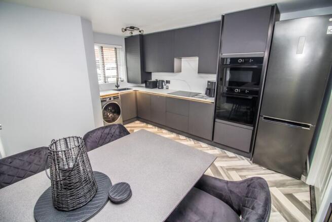 Kitchen Pic 3.