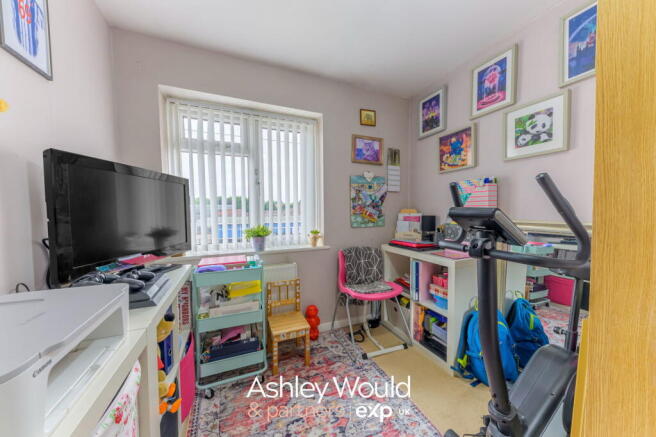 Photo 14