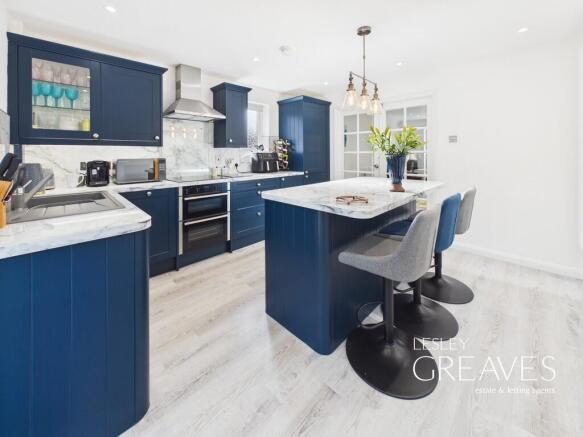 Beaumaris Drive, Gedling, Nottingham photo 4